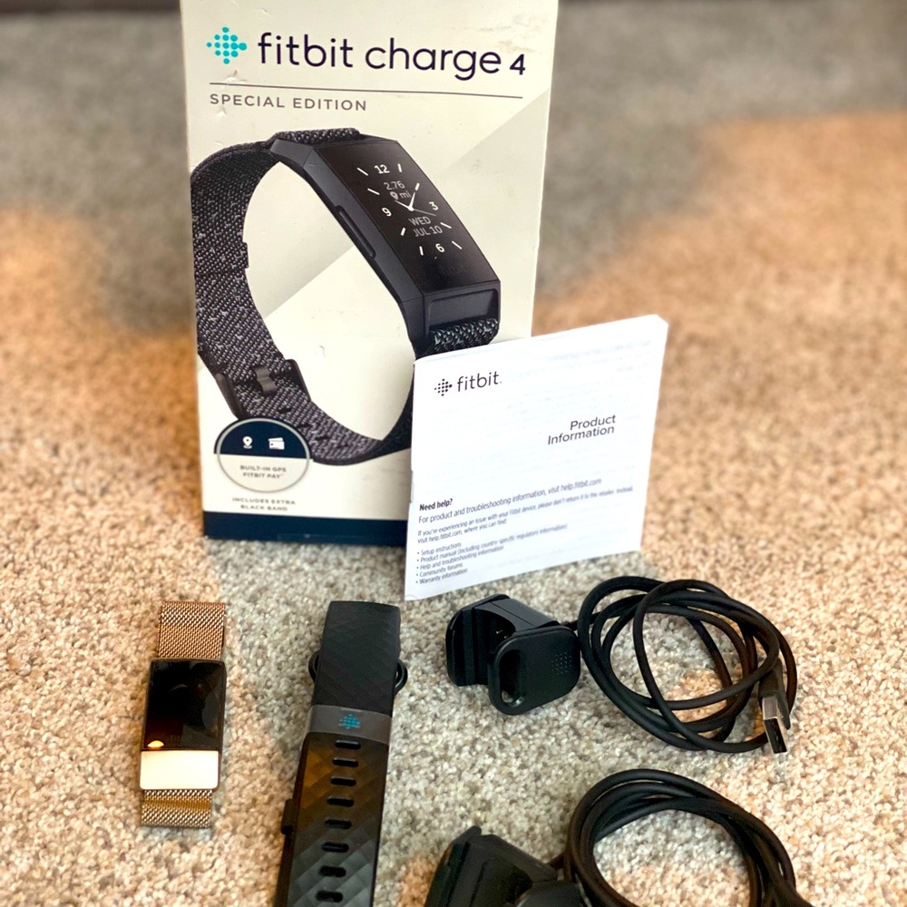 Fitbit Charge 4